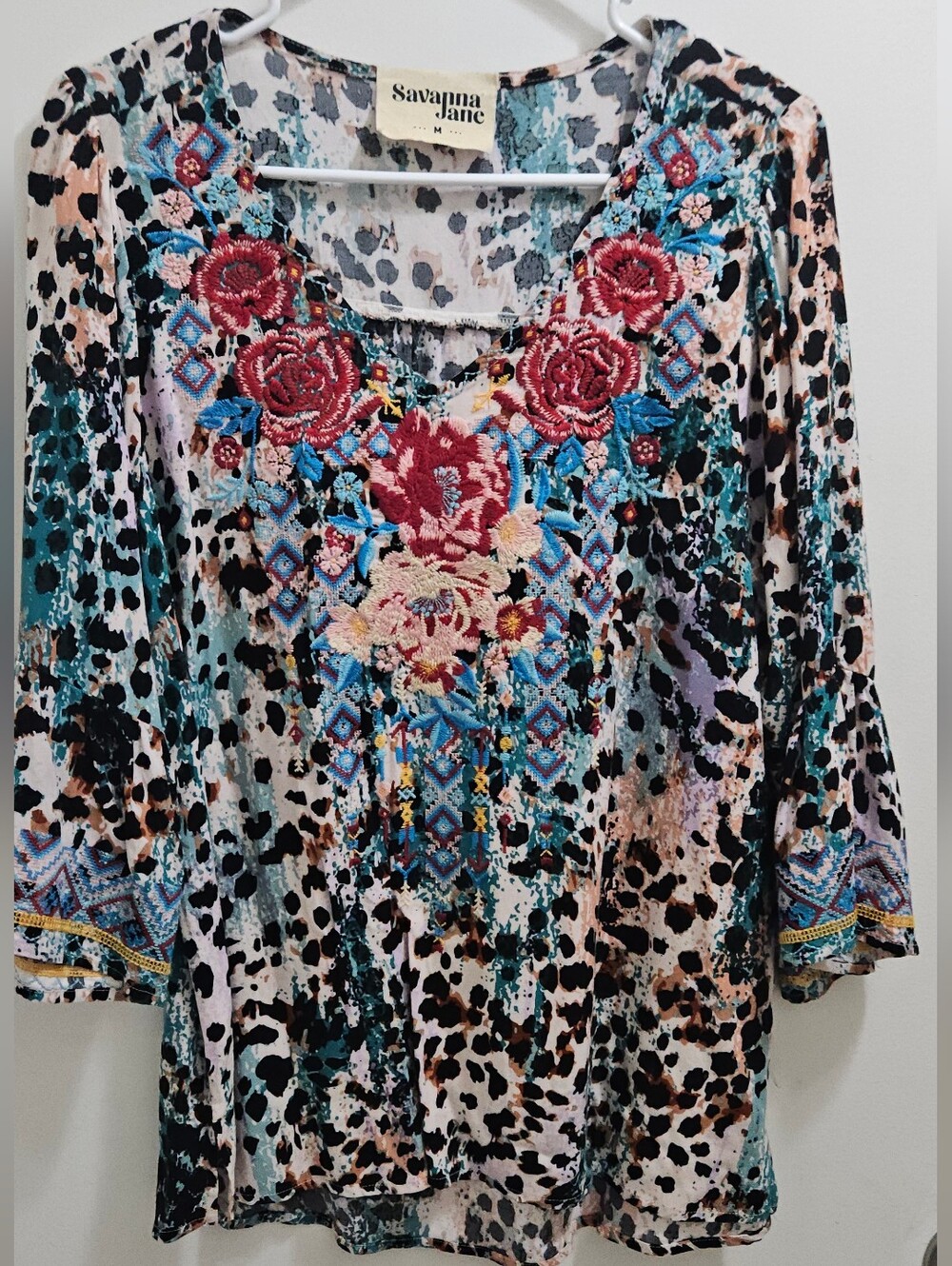 Savanna Jane Medium Floral Embroidered Leopard Print Boho Blouse Rayon Top Sz Md - Picture 2 of 8